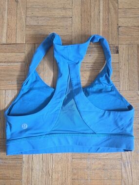 lululemon Invigorate Sports Bra Blue Racerback Size 4